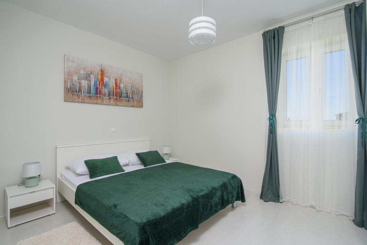 Vila Rozarija Trogir Exterior foto